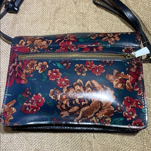 New Patricia Nash leather floral bag with tags. - Picture 5 of 8